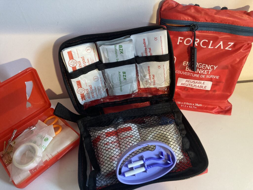 Le contenu de la trousse de secours
